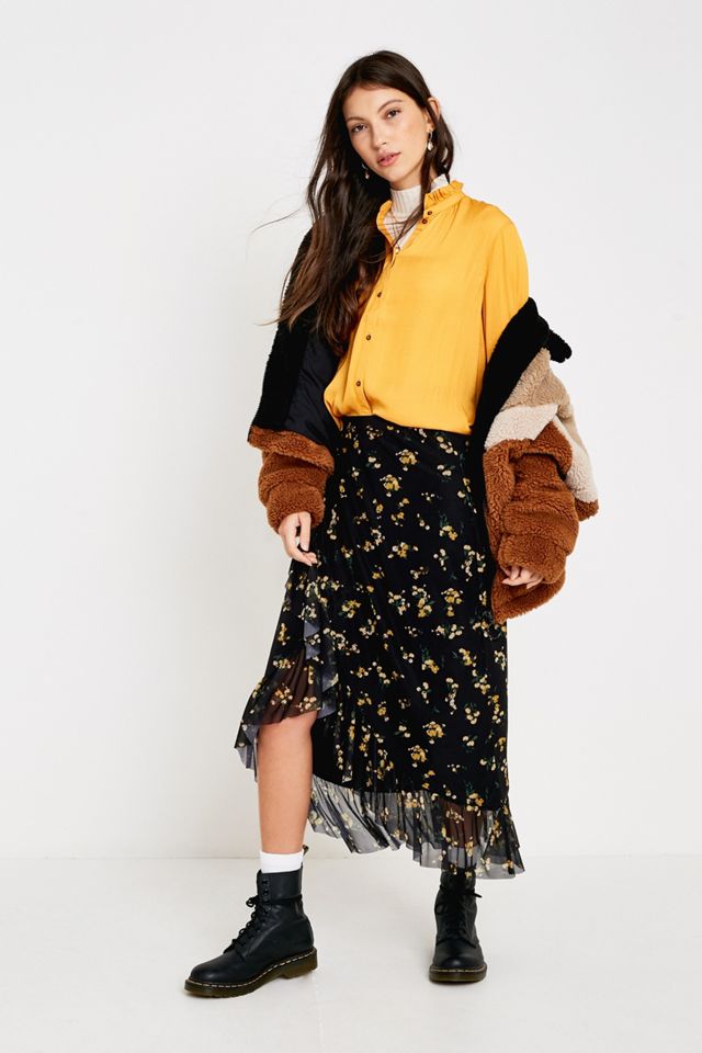 UO Madelyn Yellow Satin Ruffle Collar Button-Through Blouse #3