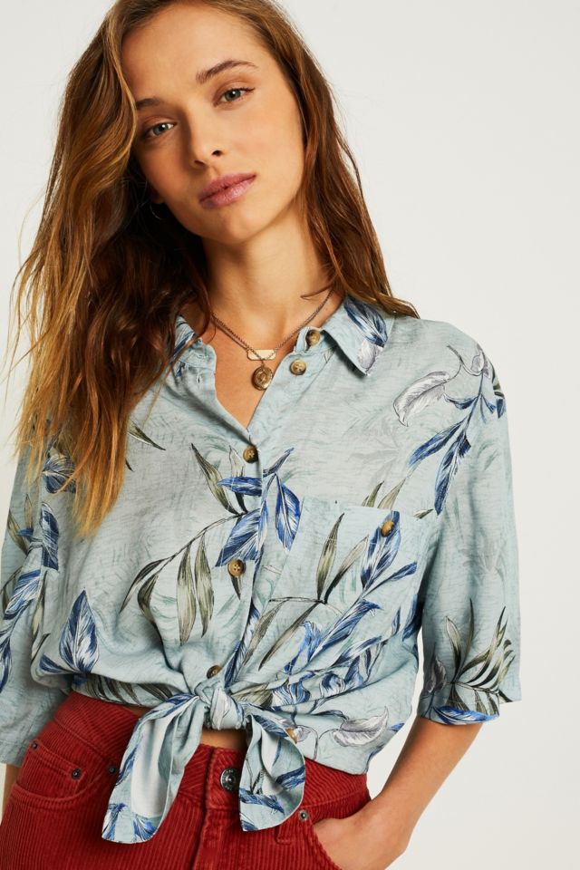 UO Blue Floral Souvenir Shirt | Urban Outfitters UK