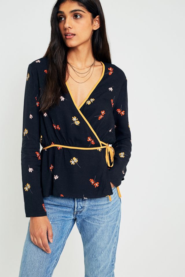 UO - Chemisier cache-cœur à imprimé floral #1