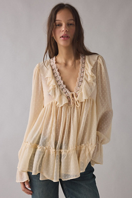 Kimchi Blue Mona Blouse - Ivory L at Urban Outfitters