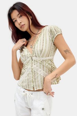 Kimchi Blue Robyn Ruffle Blouse