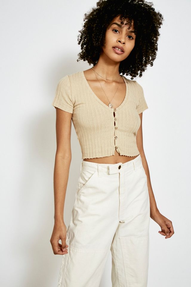 UO T-Shirt a maniche corte con bottone passante #2
