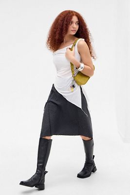 Silence + Noise Peggy Asymmetric Top
