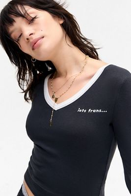 iets frans... V-Neck Long Sleeve T-Shirt