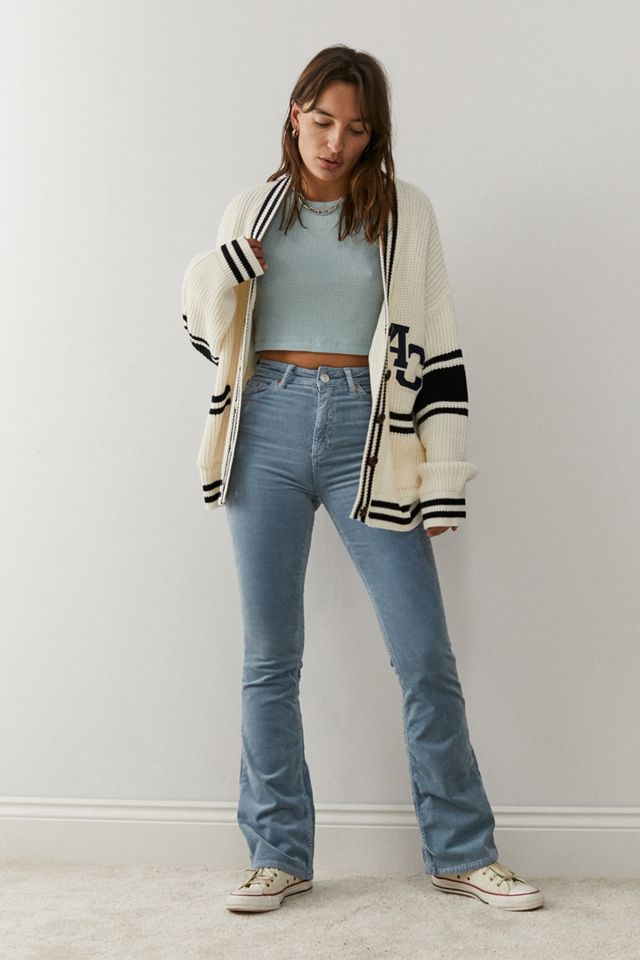 UO – Langärmliges, bauchfreies Crop Top „Callie“