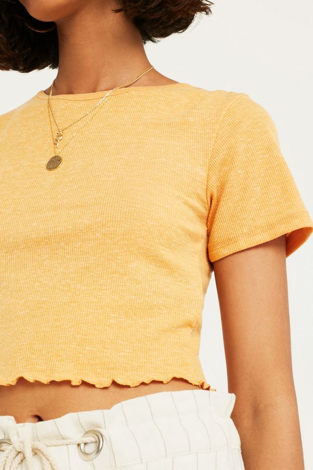 Urban Outfitters – Crop Top mit gewellten Abschlüssen #2