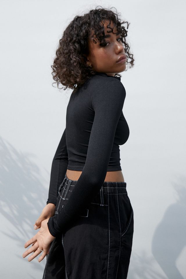 UO Seamless Zip-Through Top