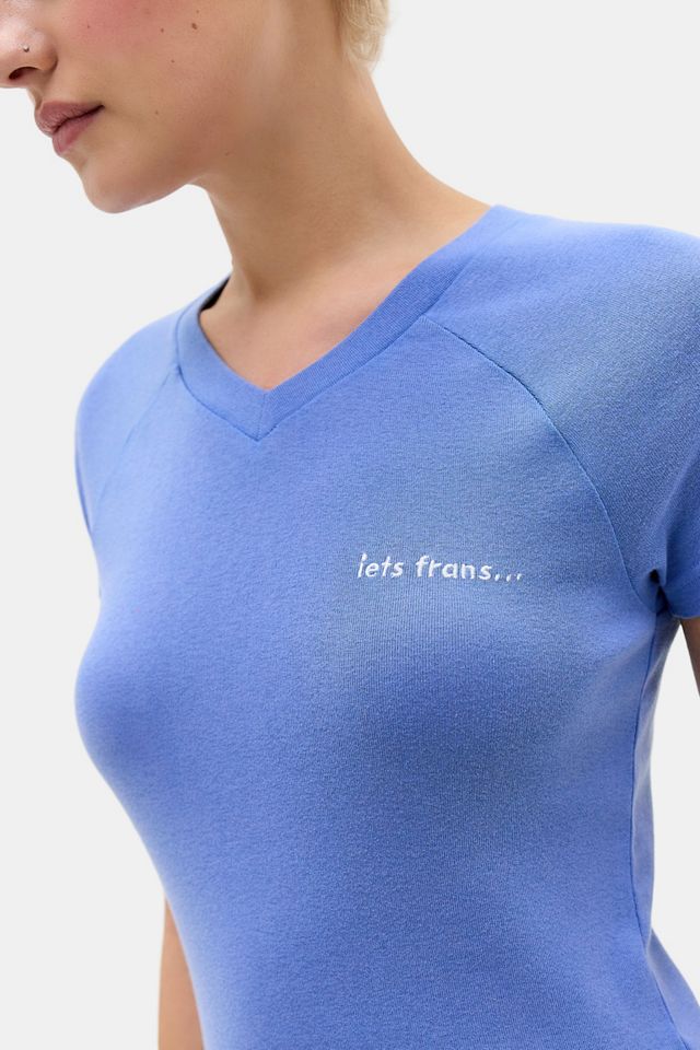 iets frans... High V-Neck T-Shirt #2