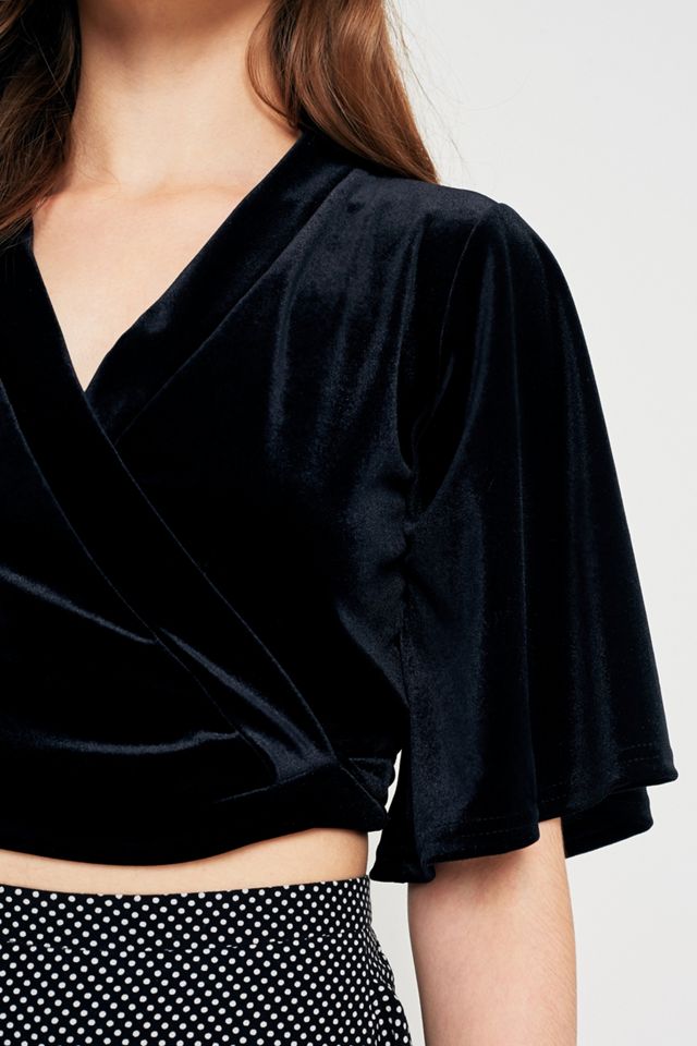 Alfileres y agujas recortadas Velvet Wrap Top #1