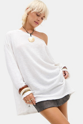 T-Shirt Kurt Off-Shoulder en taille: XS - BDG - Modalova