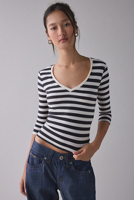 UO Spill The Tee V-Neck 3/4 Sleeve T-Shirt Product Page