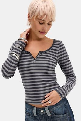 UO Ayla Notched Long Sleeve T-Shirt
