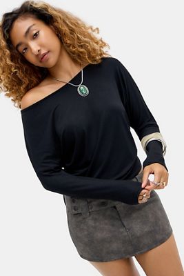 Silence + Noise Livia Off-Shoulder T-Shirt