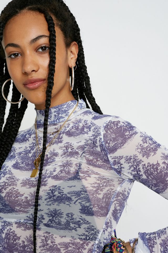 Urban Outfitters – Netzstoff-Longsleeve mit Toile-de-Jouy-Print #2
