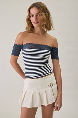 Top con Hombros Descubiertos UO Noa