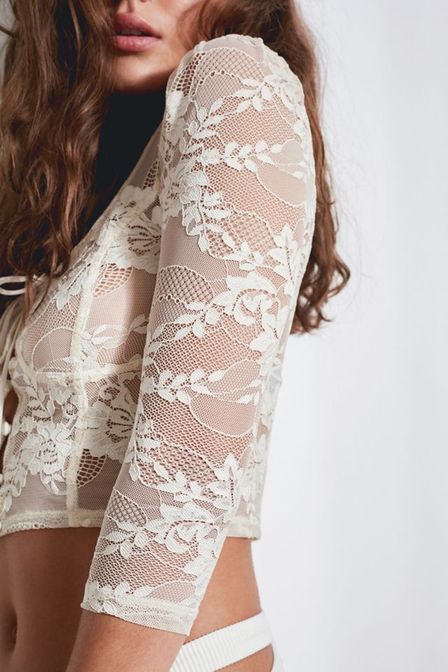 Fuera de debajo de chira Lace Top #2