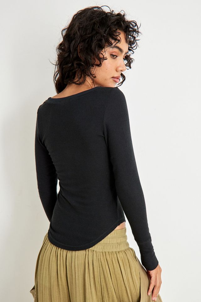 Camiseta de Manga Larga con Botones a Presión Henley Out From Under #1