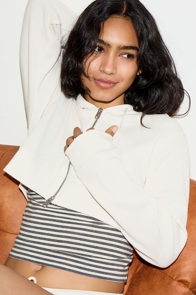 Out From Under So Fetch Zip-Durchgehender Crop-Kapuzenpullover #2