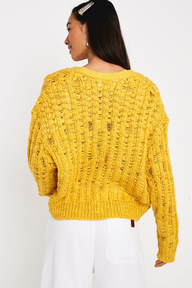 Urban Outfitters – Lockerer Cardigan „Loco“ in Gelb mit Lochstickerei #3