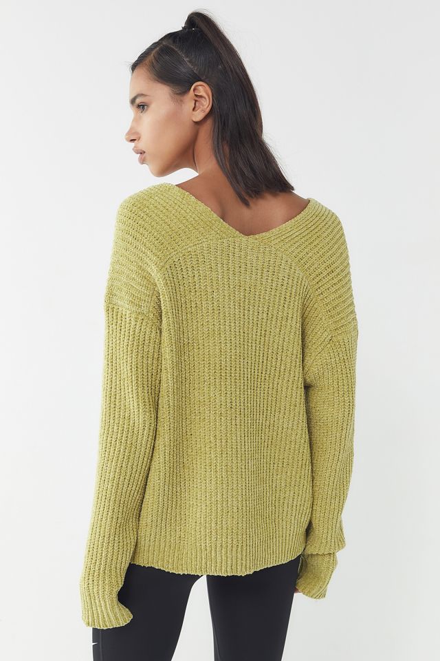 UO Whitney Plush V-Neck Jumper #2