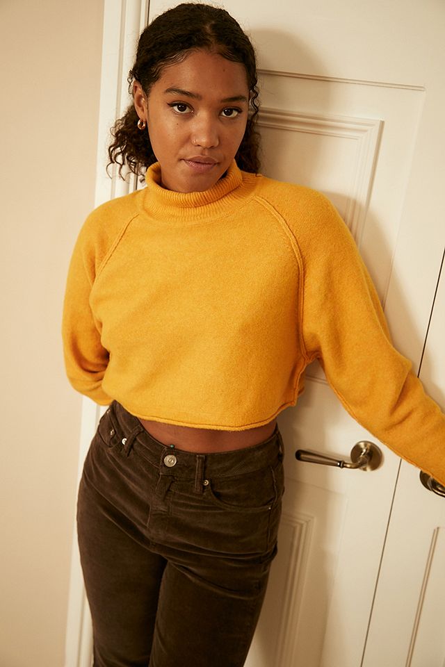 UO Kyla Cropped Turtle Neck Jumper | Urban Outfitters UK
