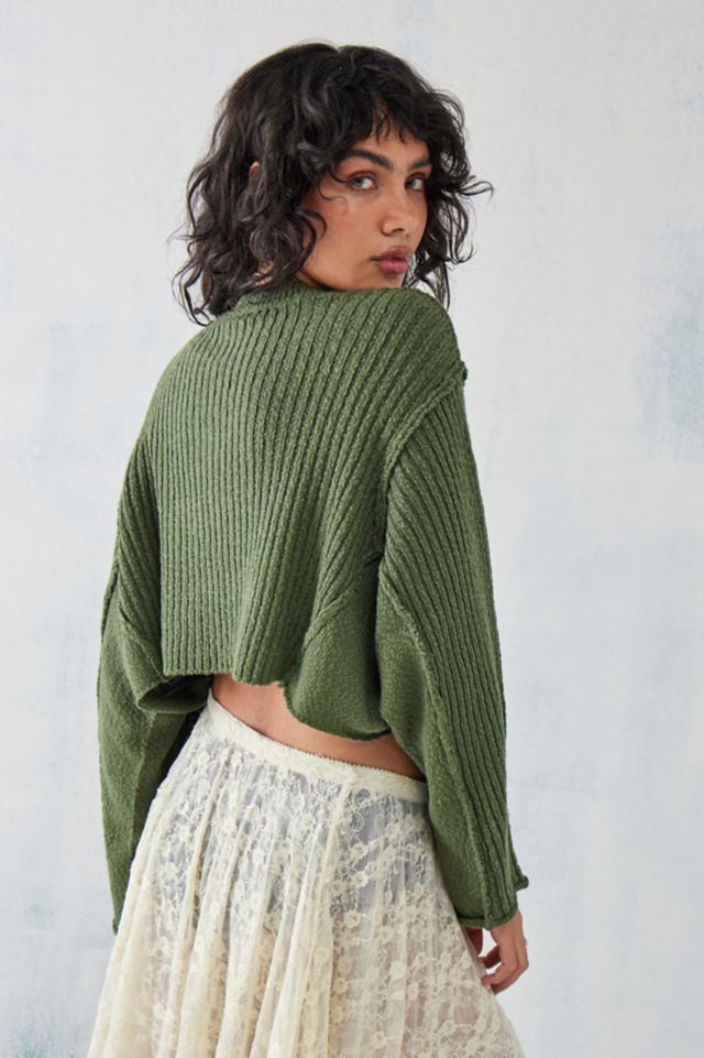 Green cropped outlet jumper