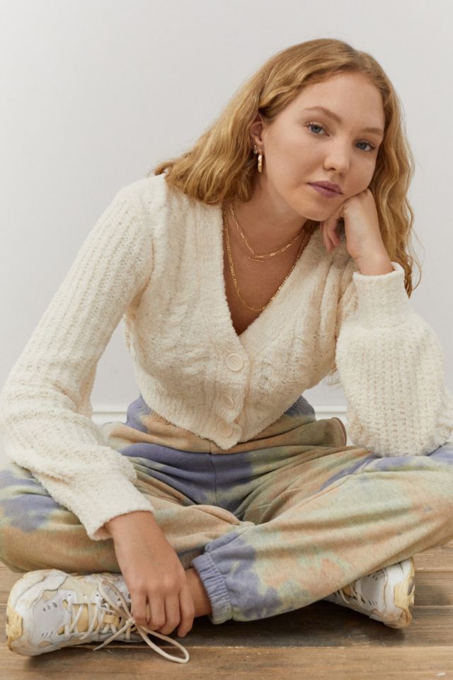 UO Cable Knit Cropped Cardigan