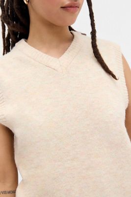UO High V Knit Tank