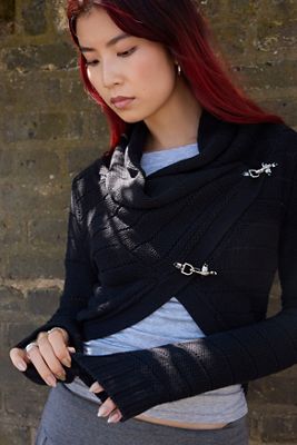 UO Asymmetrische Schnallen-Strickjacke