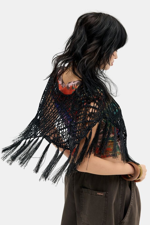 Poncho UO Leena #3