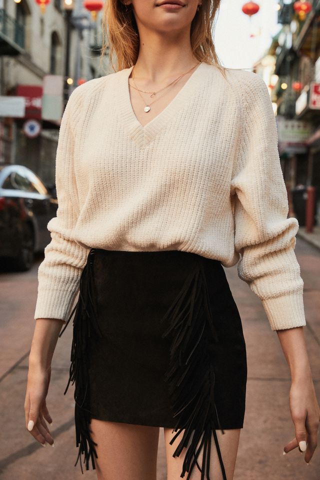 Urban Outfitters – Kuscheliger Chenille-Pullover mit V-Ausschnitt #1