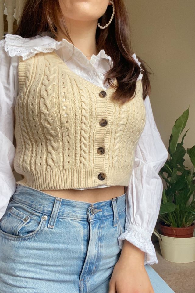 Cable knit hot sale sleeveless cardigan