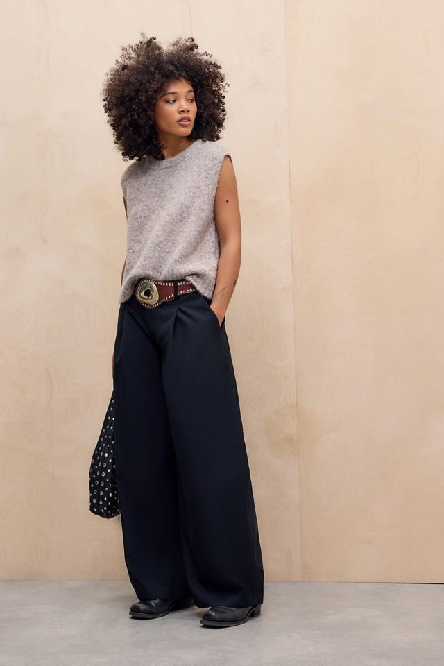 Out From Under Go For Gold Seamless Cropped Top