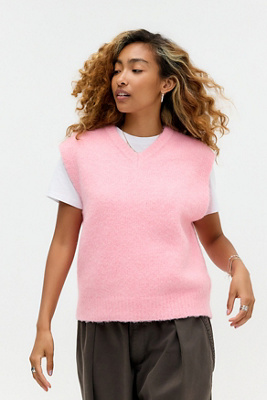 iets frans. Champagne V-Neck Tank - Pink XS at Urban Outfitters