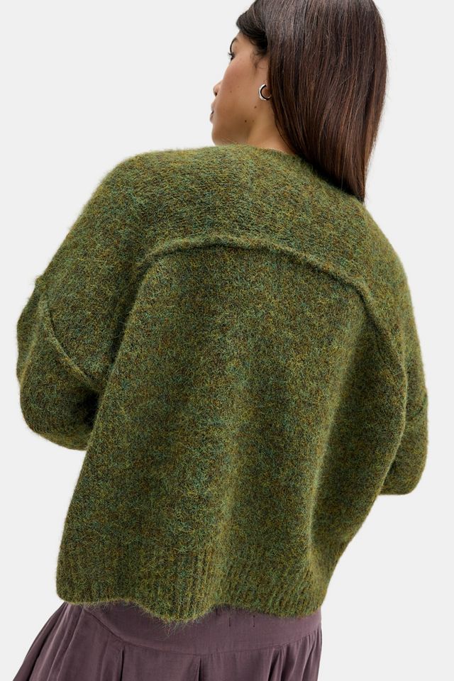 Pull Brooklyn UO #3
