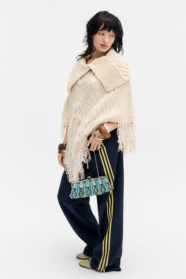 Poncho con frange UO #3