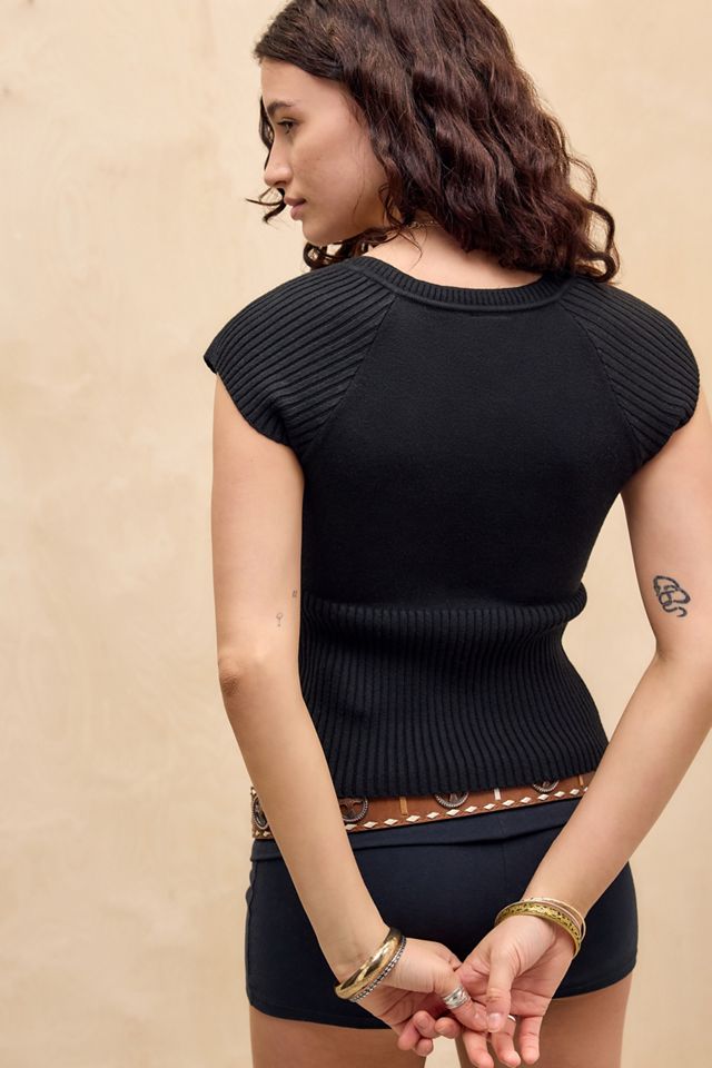 Top in maglia con scollo a barchetta e maniche a cappuccio UO #2