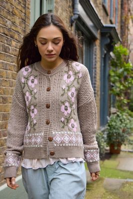 Kimchi Blue Yoko Icon Cardigan | Urban Outfitters UK