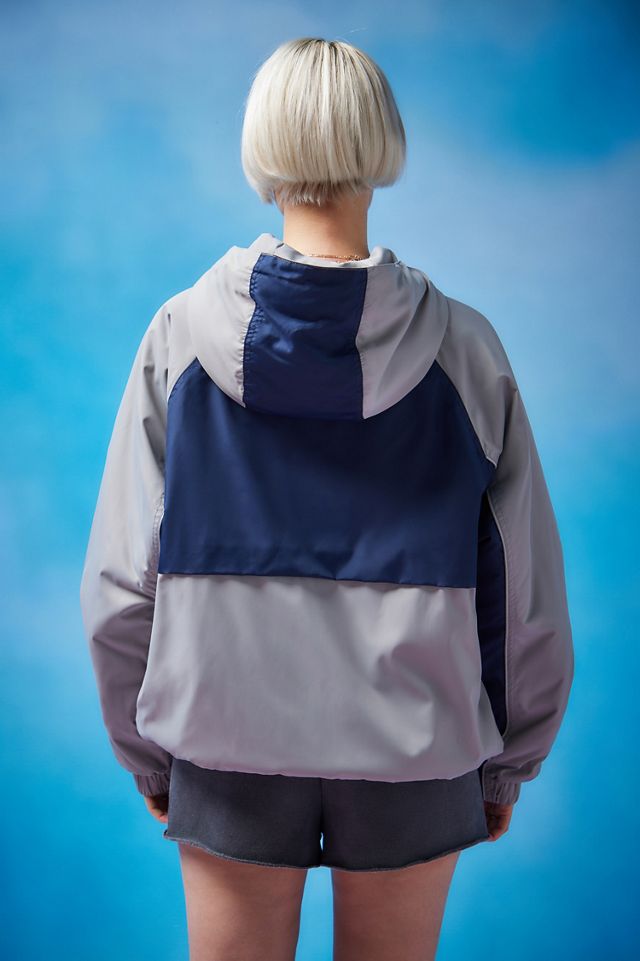 iets frans… - Veste de pluie à capuche et empiècements contrastants bleu marine #3