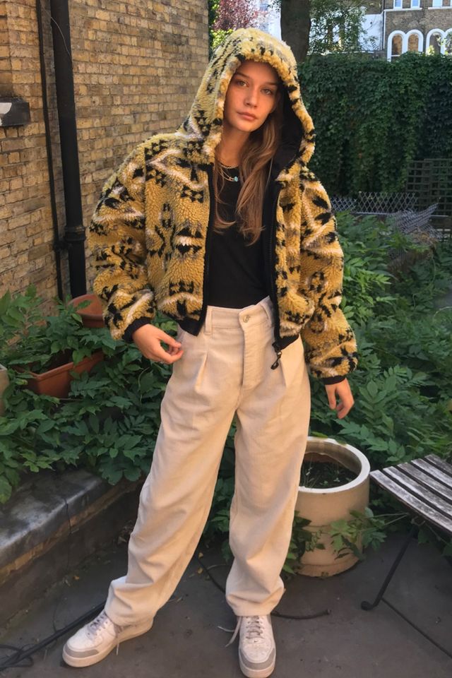 iets frans... Yellow & Black Printed Cropped Fleece Jacket #2