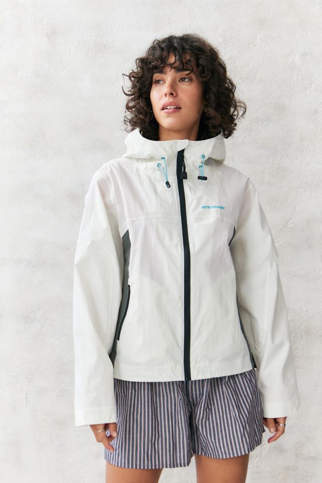 iets frans. Tessa Waterproof Hooded Jacket
