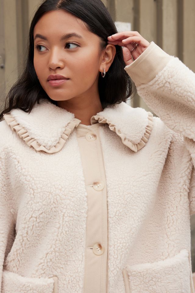 Kimchi Blue Alfie Collared Fleece | Urban Outfitters UK