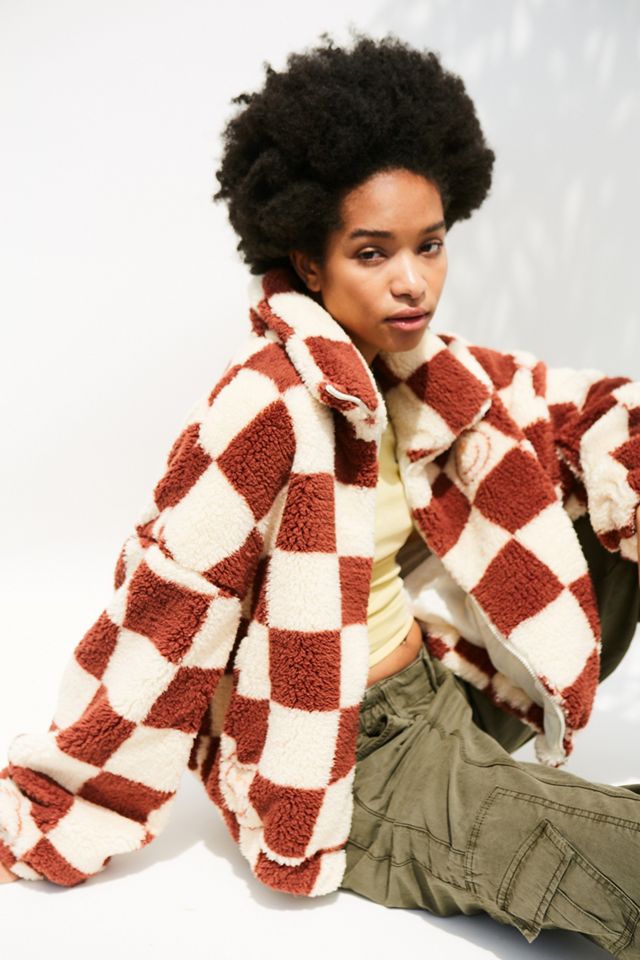 UO Giacca in pile a scacchiera marrone #1