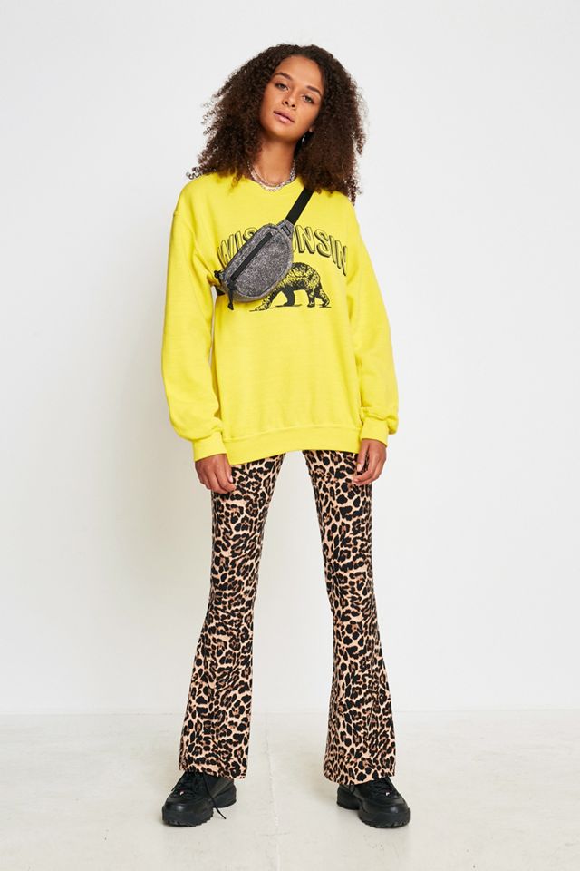 Urban Outfitters – Sweatshirt „Wisconsin“ in knalligem Gelb #5