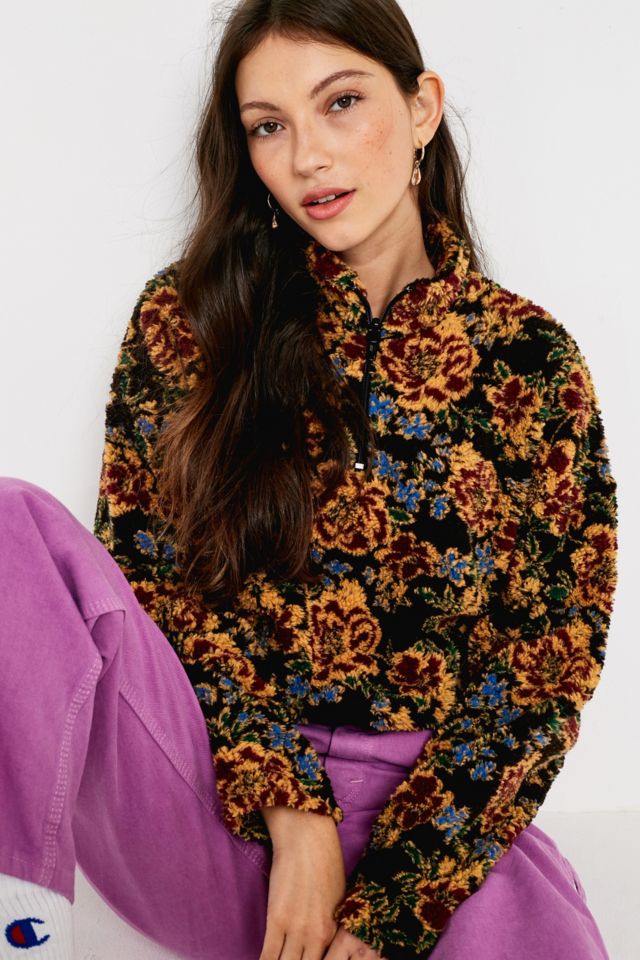 Urban outfitters cropped clearance fleece