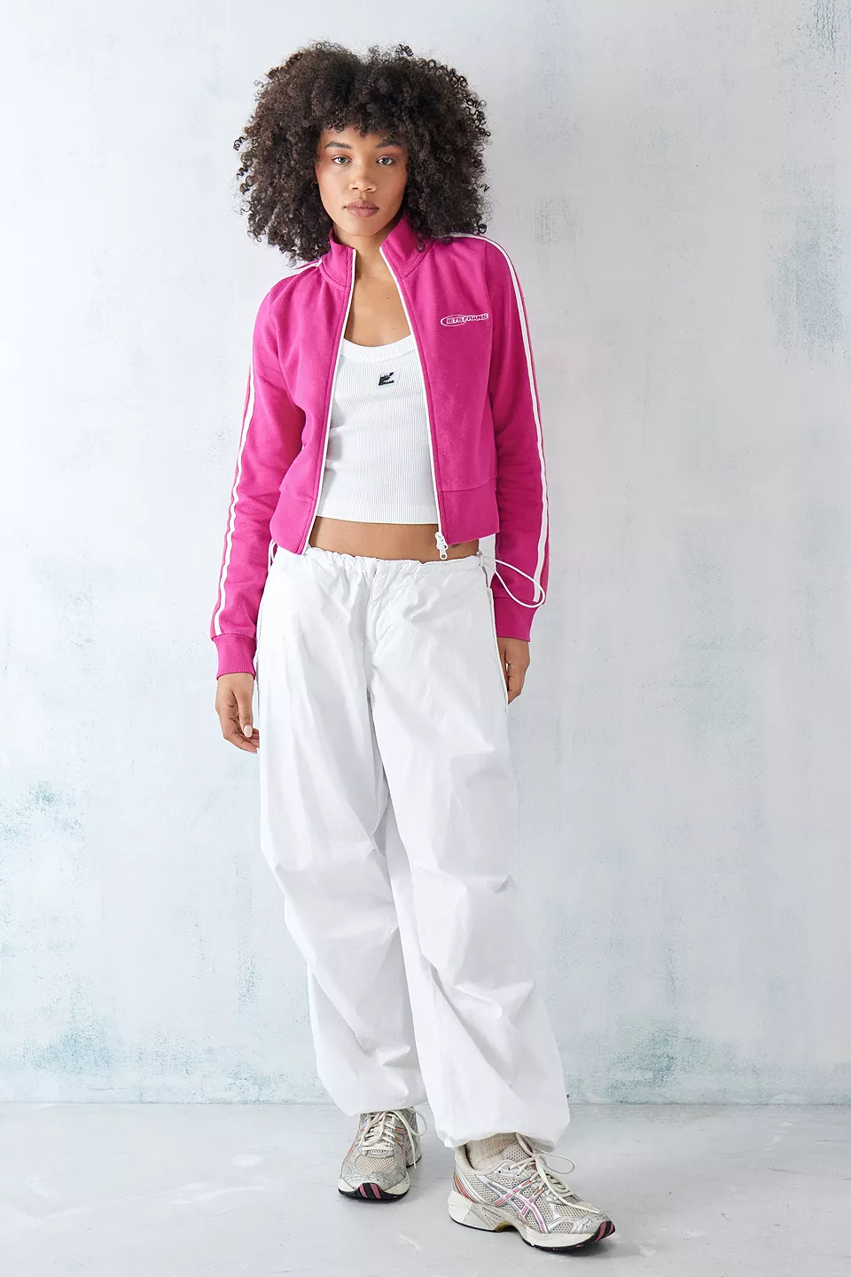 urbanoutfitters.com | iets frans... – Trainingsoberteil „Hailey“ in Rosa
