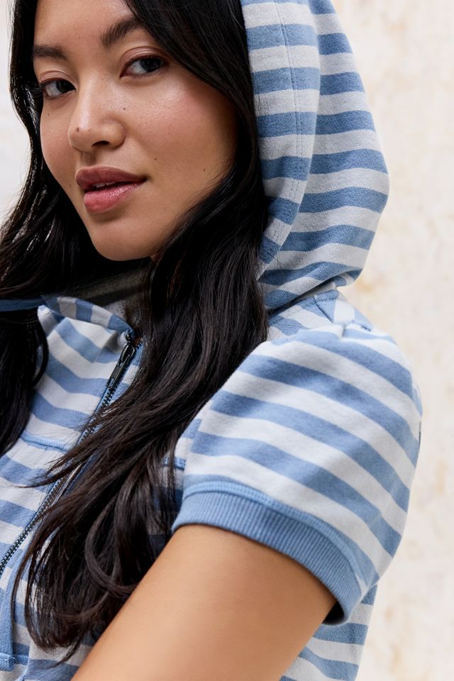 Sweat à capuche ajusté à manches courtes à rayures UO Lotta #2