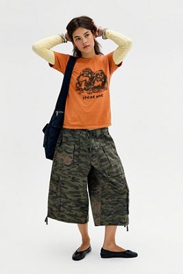 UO Treat Me Relaxed Graphic Tee