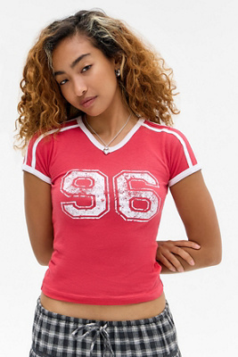 UO Sporty V-Neck Baby T-Shirt - Red XL at Urban Outfitters