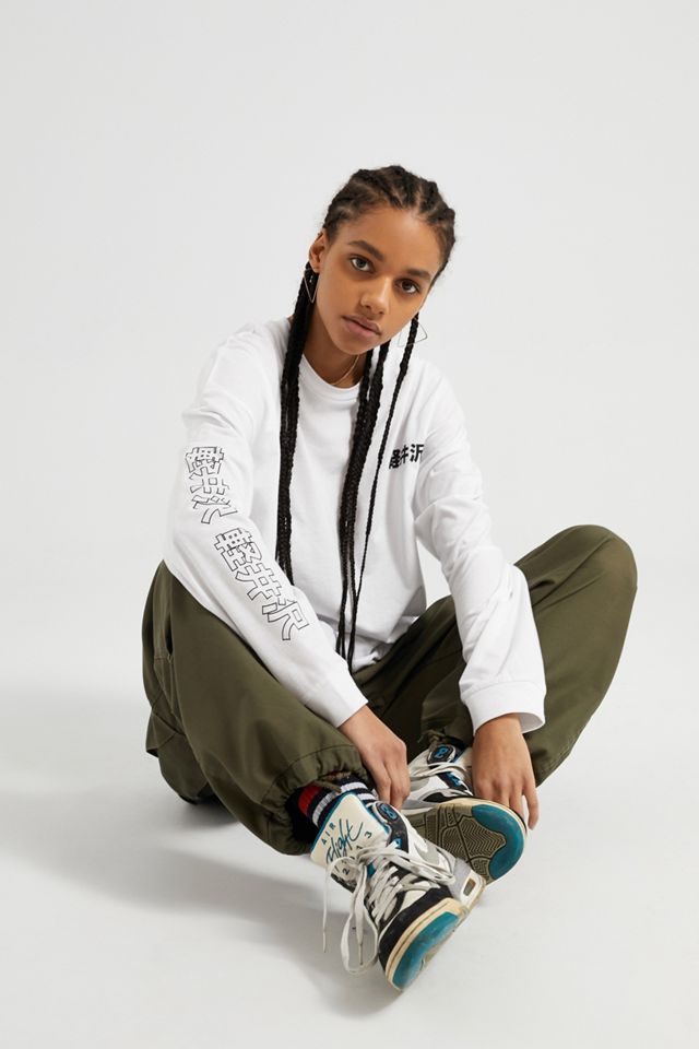 Urban Outfitters – Skater-Longsleeve „Mount Asama“  #3